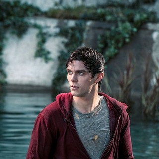 Nicholas Hoult stars as R in Summit Entertainment's Warm Bodies (2013)