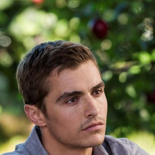 Dave Franco stars as Perry Kelvin in Summit Entertainment's Warm Bodies (2013)