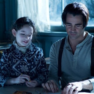 Mckayla Twiggs stars as Young Willa and Colin Farrell stars as Peter Lake in Warner Bros. Pictures' Winter's Tale (2014)