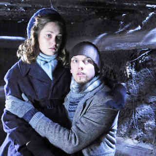 Winter In Wartime Picture 8