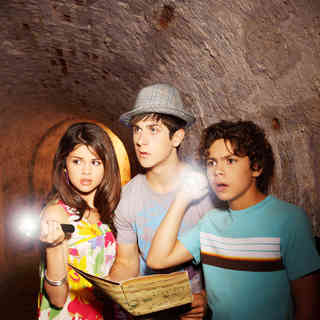 Selena Gomez, David Henrie and Jake T. Austin in Disney Channel's Wizards of Waverly Place: The Movie (2009)