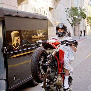 Yes Man Picture 34