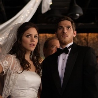 You May Not Kiss The Bride Picture 3