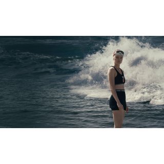 Young Woman And The Sea Picture 2