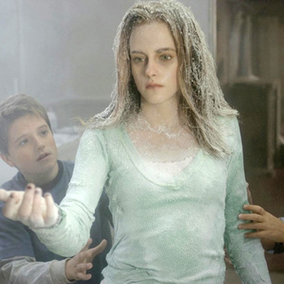 Kristen Stewart as Lisa in ZATHURA (2005)