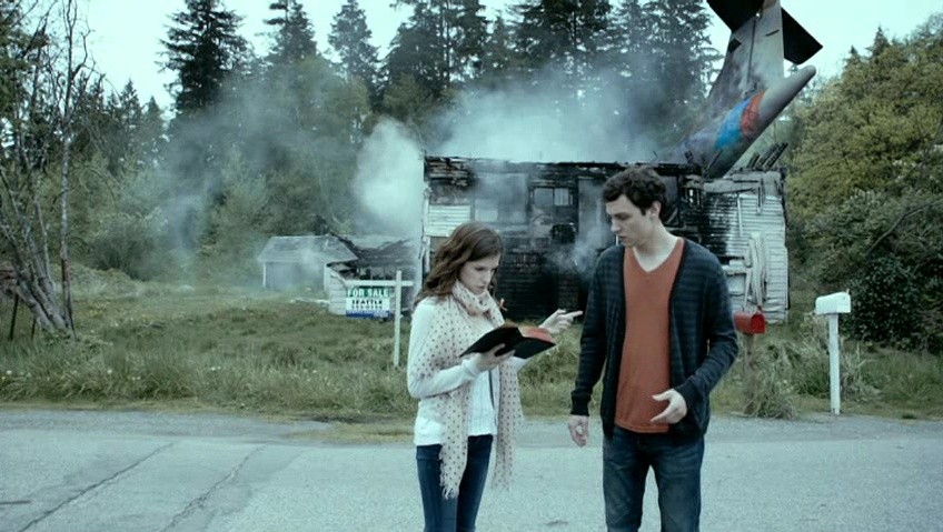Anna Kendrick stars as Lindsey and John Francis Daley stars as Ben House in Lionsgate Films' Rapture-Palooza (2013)