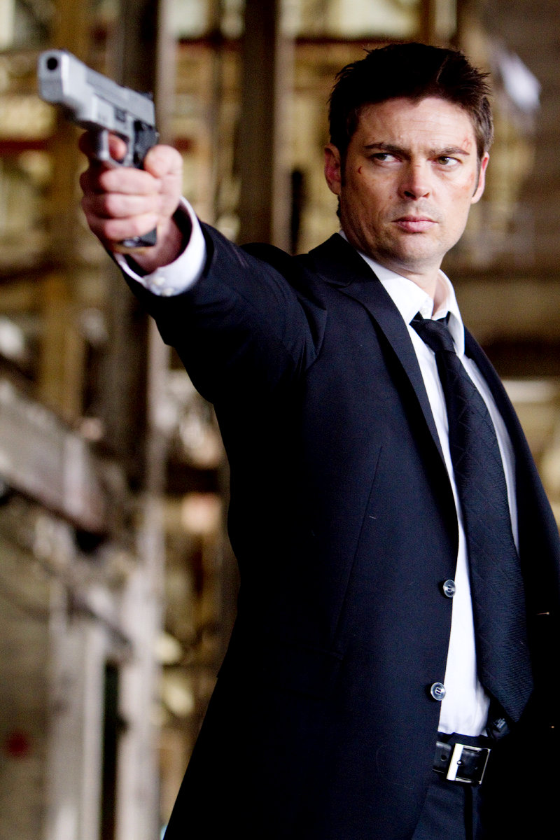 Karl Urban stars as William Cooper in Summit Entertainment's Red (2010)