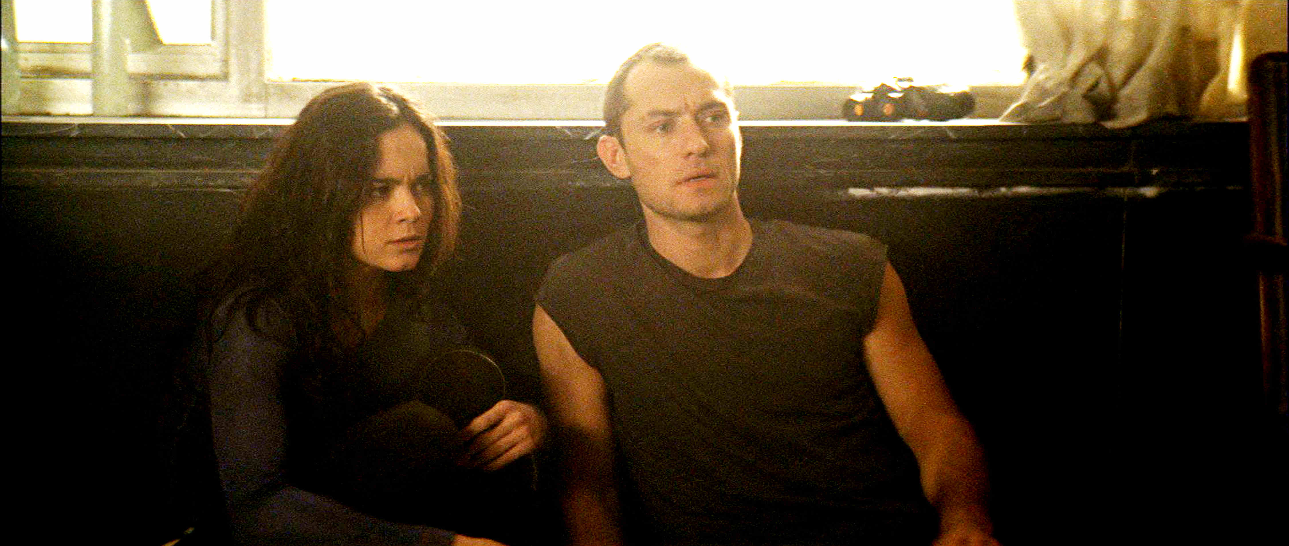 Alice Braga stars as Beth and Jude Law stars as Remy in Universal Pictures' Repo Men (2010)