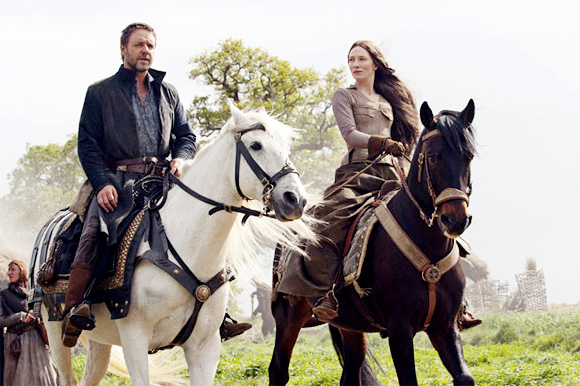 Russell Crowe stars as Robin Hood and Cate Blanchett stars as Maid Marian in Universal Pictures' Robin Hood (2010)