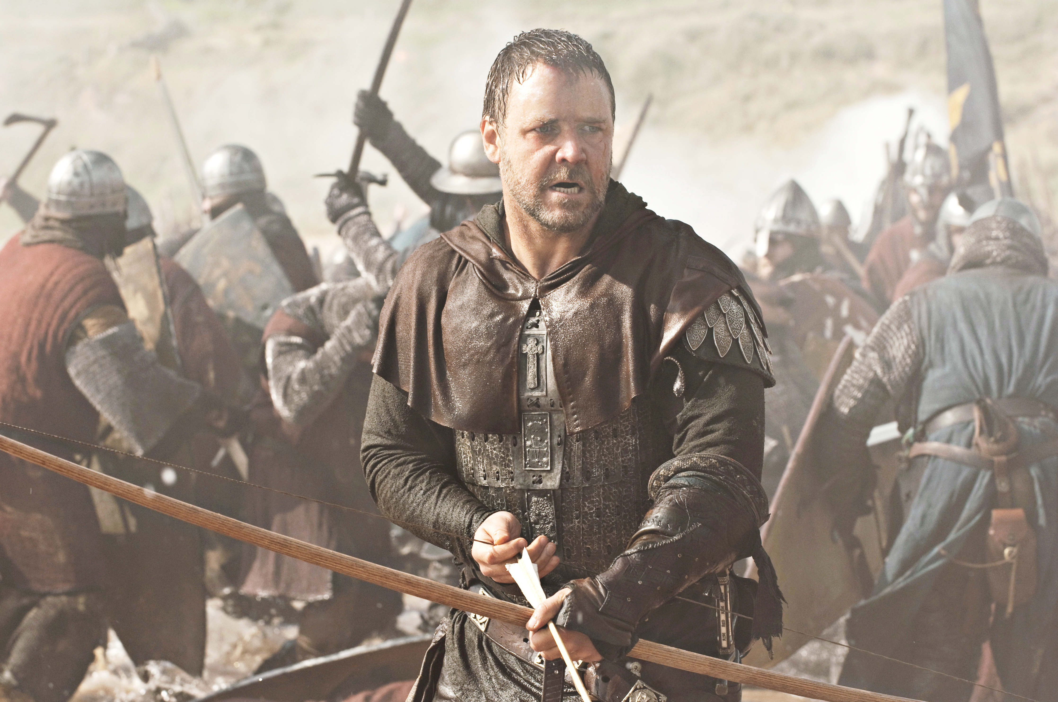 Russell Crowe stars as Robin Hood in Universal Pictures' Robin Hood (2010)