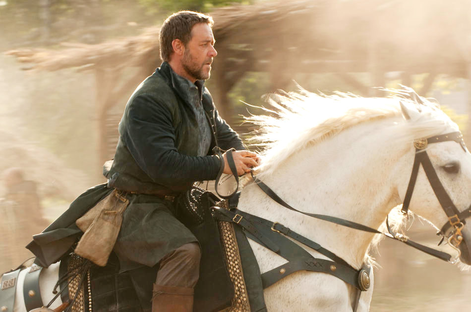 Russell Crowe stars as Robin Hood in Universal Pictures' Robin Hood (2010)