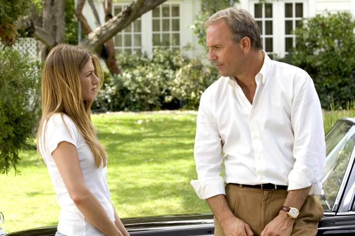 Jennifer Aniston and Kevin Costner in Warner Bros' RUMOR HAS IT (2005)