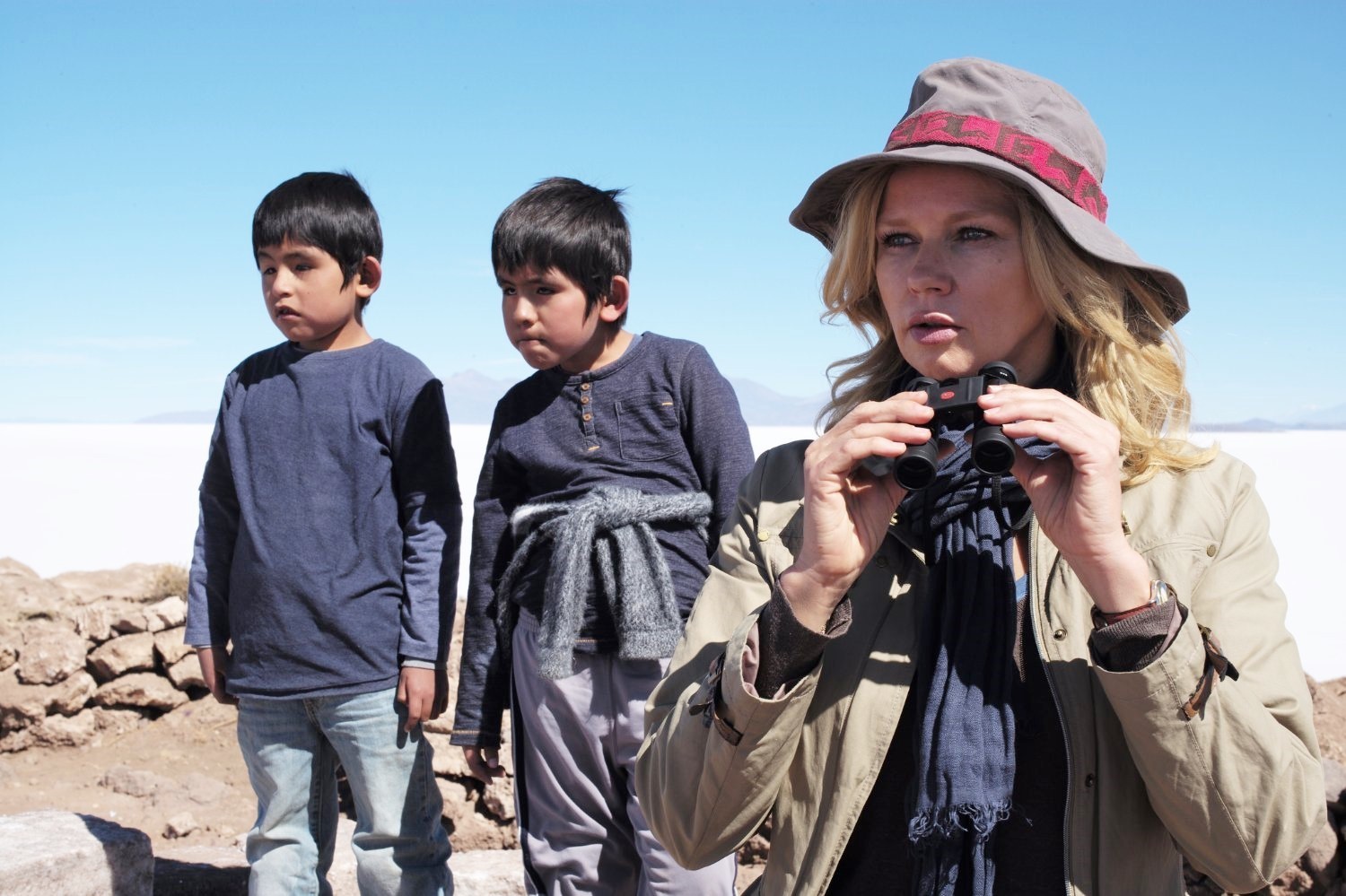 Salt and Fire (2017) Pictures, Trailer, Reviews, News, DVD and Soundtrack