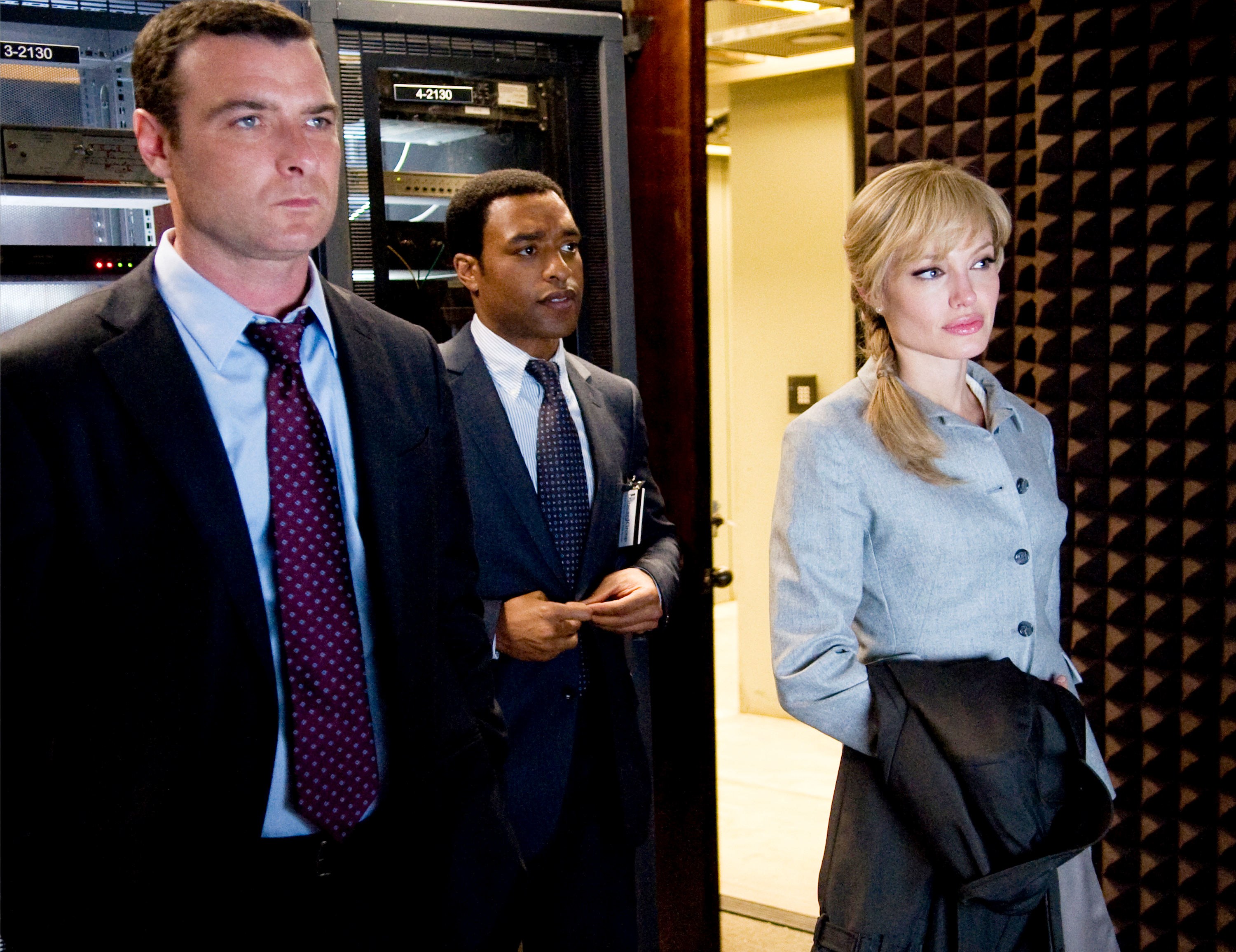 Liev Schreiber, Chiwetel Ejiofor and Angelina Jolie in Columbia Pictures' Salt (2010)