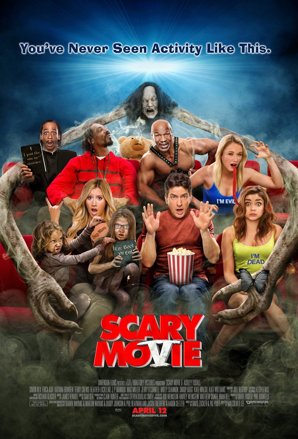 Poster of Dimension Films' Scary Movie 5 (2013)