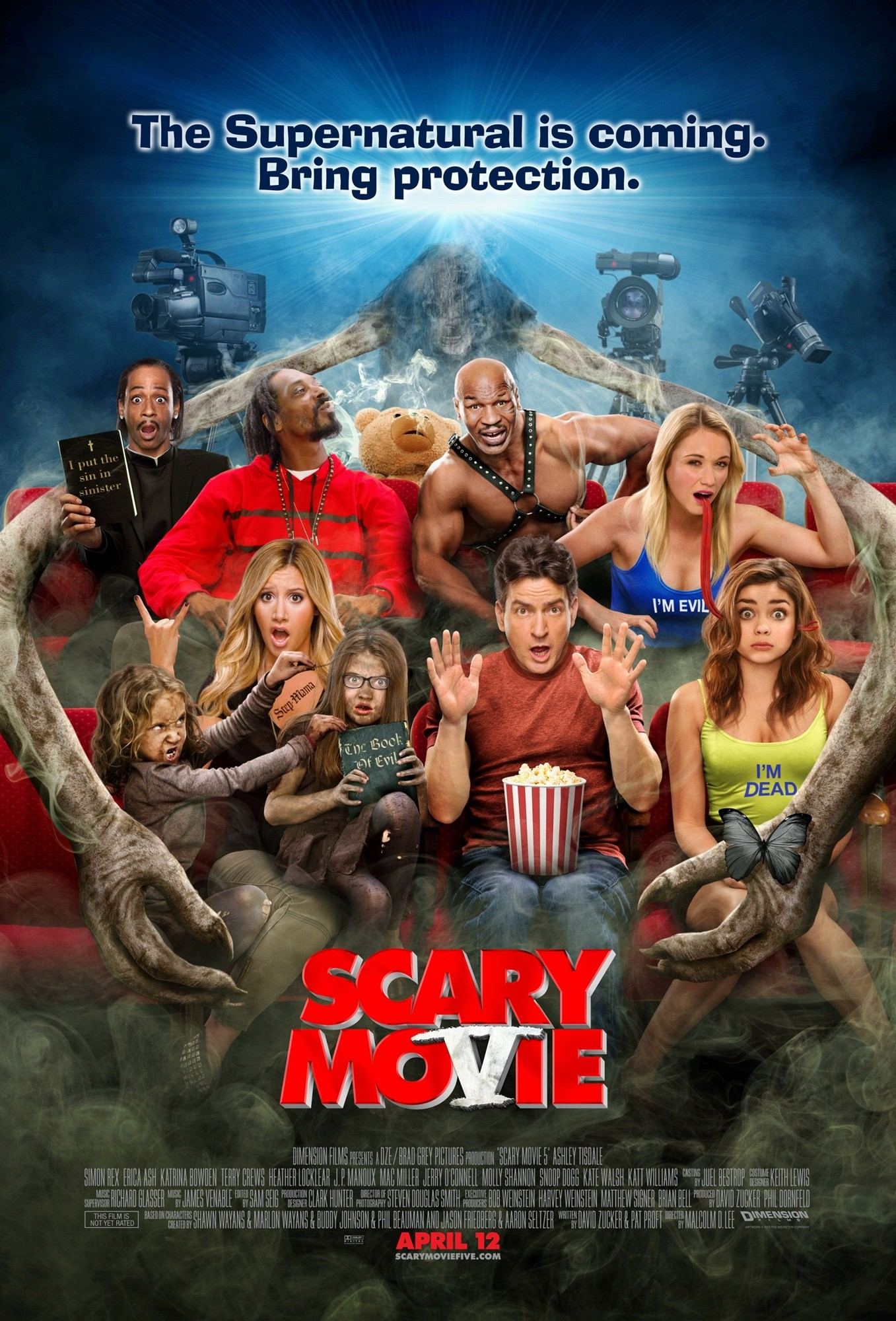 Poster of Dimension Films' Scary Movie 5 (2013)