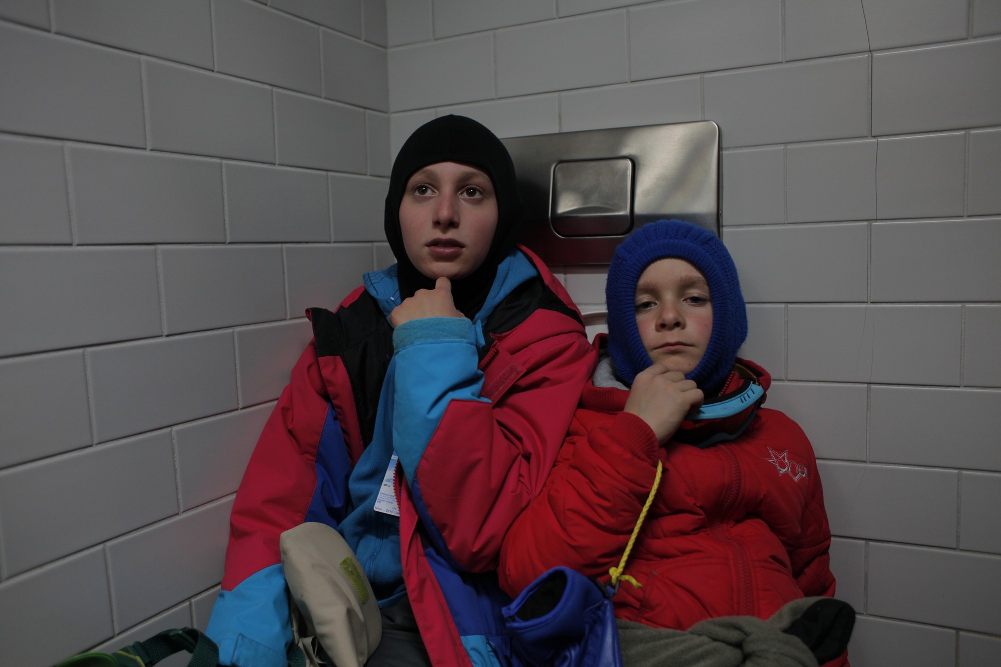 Sister films. Сестра / l'enfant d'en Haut (2012). Сестра 2012. Сестра фильм 2012. Сестрицы фильм