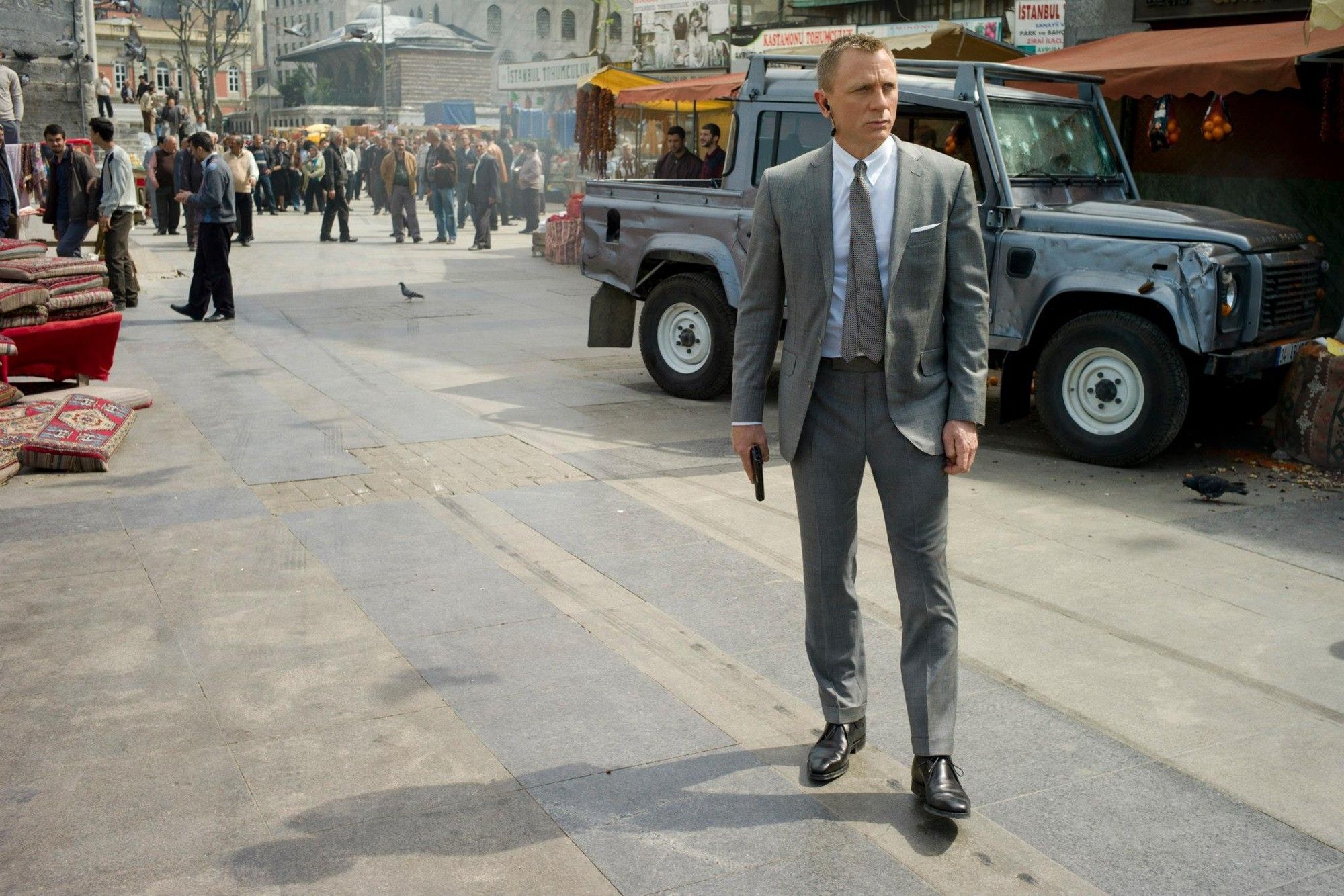 Daniel Craig stars as James Bond in Columbia Pictures' Skyfall (2012)