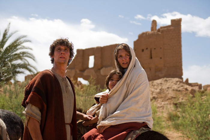 Joe Coen stars as Joseph and Leila Mimmack stars as Young Mary in 20th Century Fox's Son of God (2014)