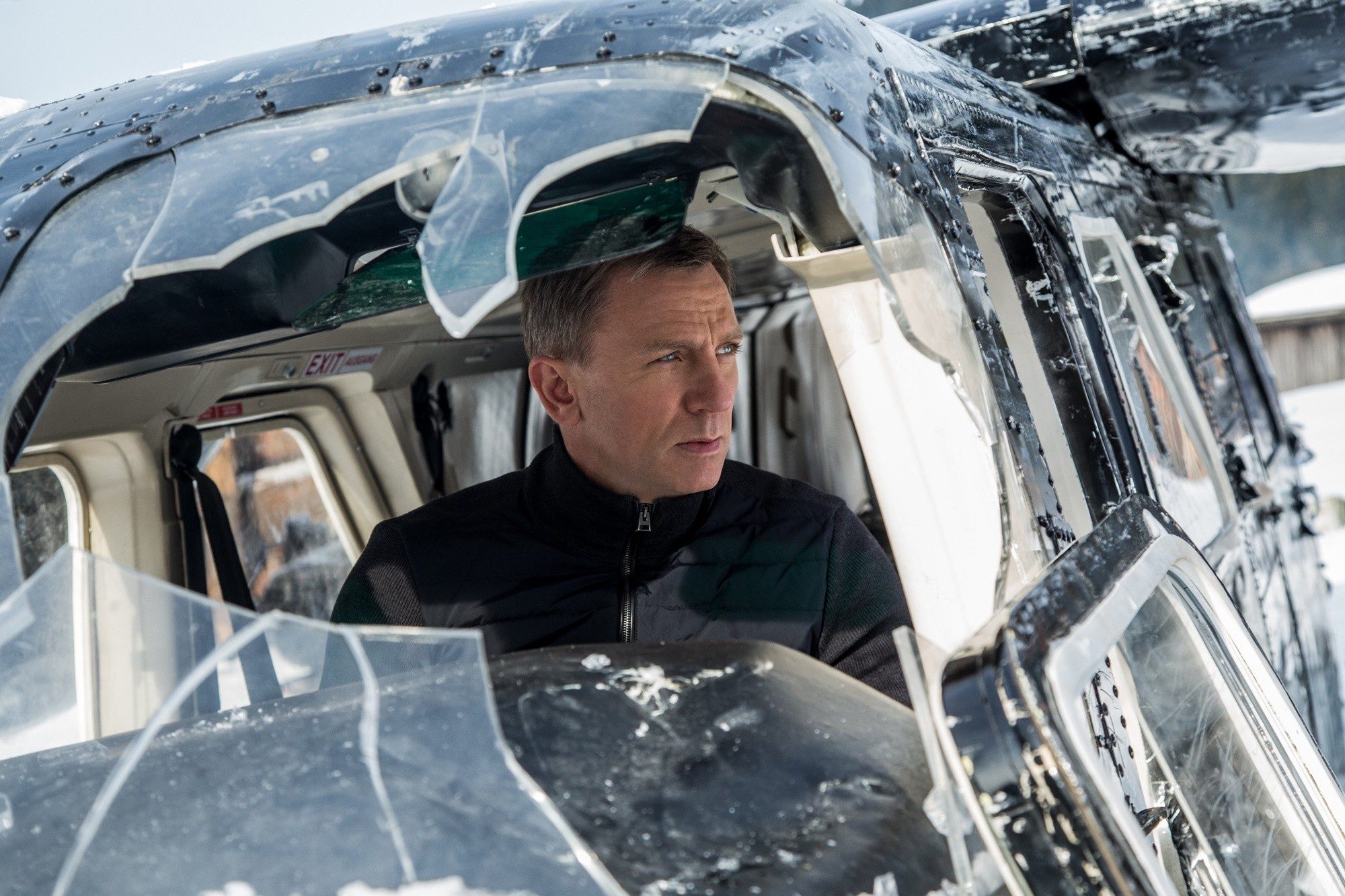 Daniel Craig stars as James Bond in Sony Pictures' Spectre (2015)