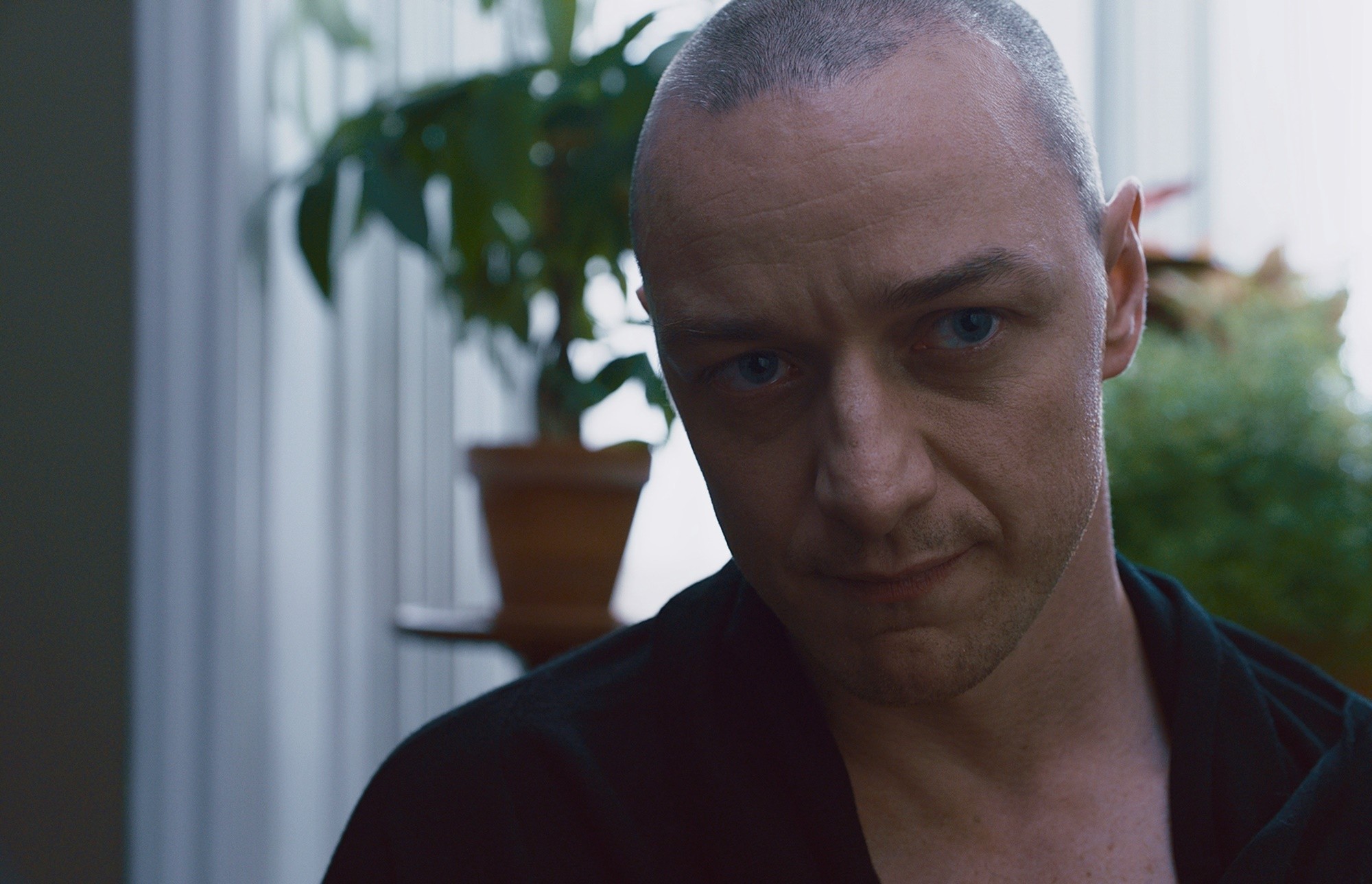 James McAvoy stars as Kevin in Universal Pictures' Split (2017)
