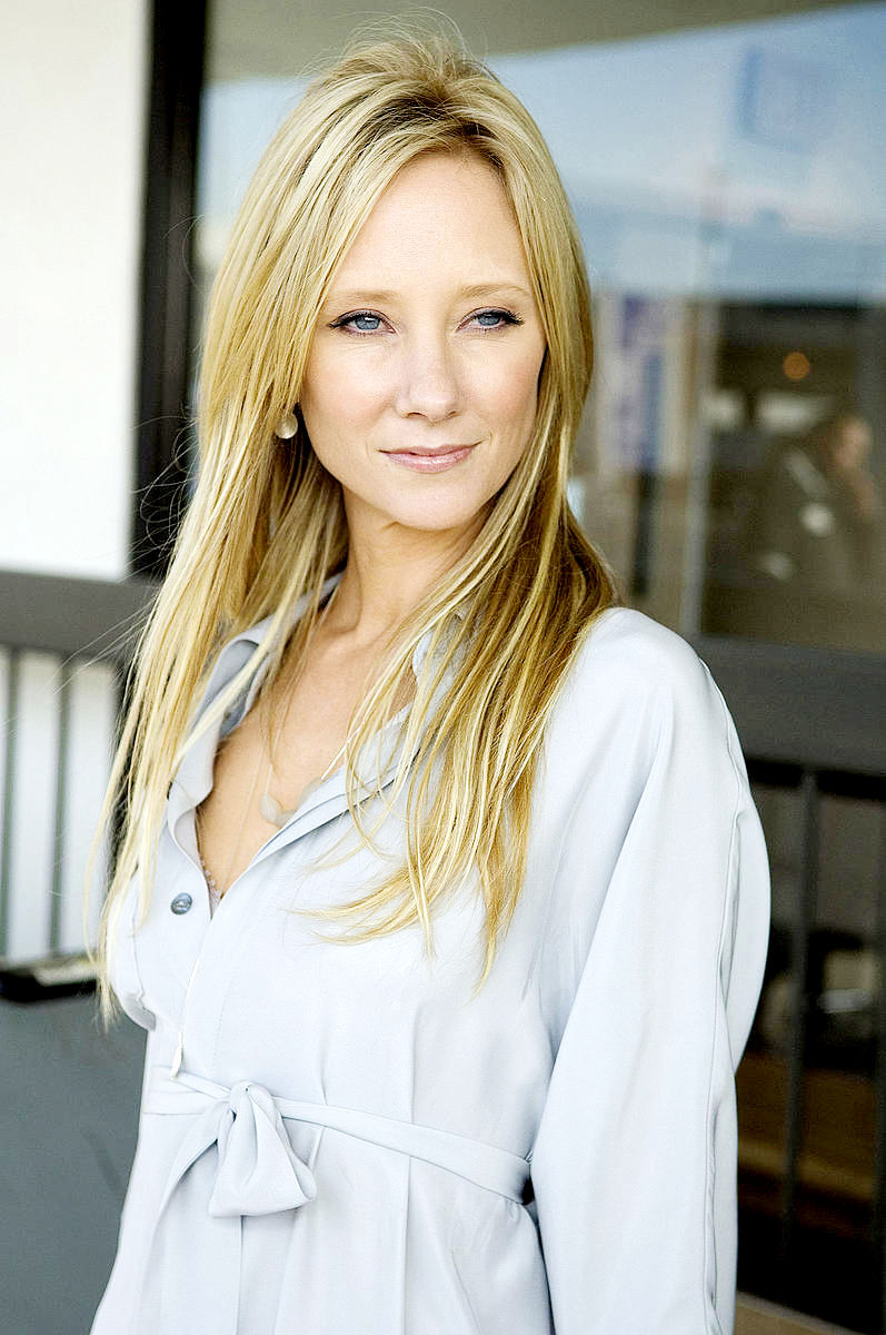 Anne Heche stars as Samantha in Anchor Bay Films' Spread (2009)