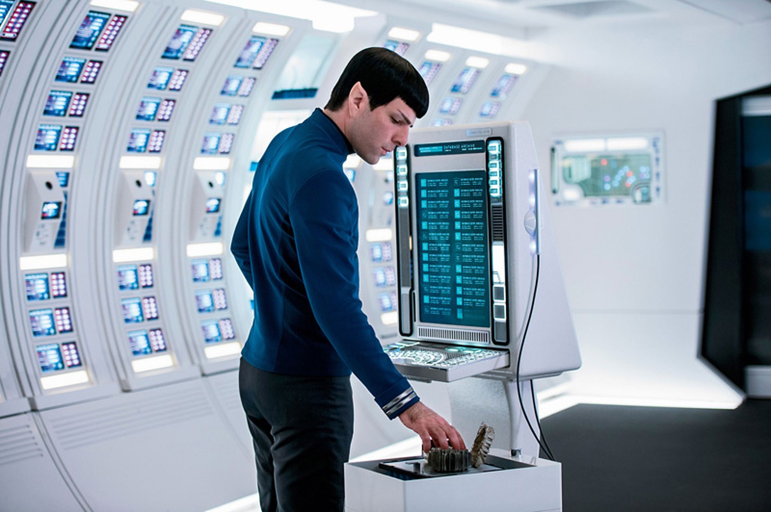 Zachary Quinto stars as Spock in Paramount Pictures' Star Trek Beyond (2016)