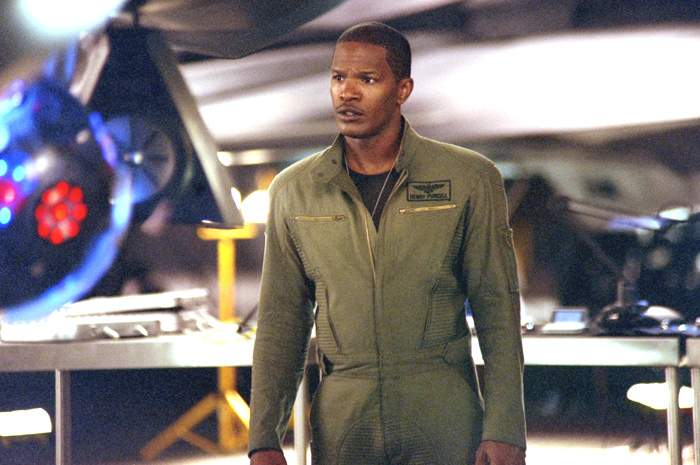 Jamie Foxx as Lt. Henry Purcell in Columbia Pictures' Stealth (2005)