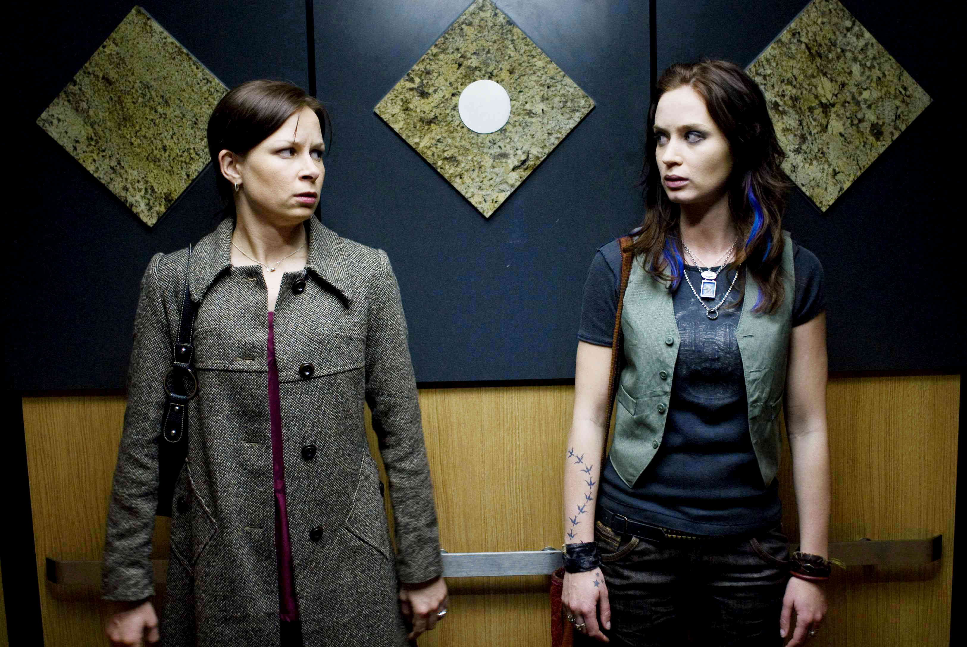 Mary Lynn Rajskub stars as Lynn and Emily Blunt stars as Norah Lorkowski in Overture Films' Sunshine Cleaning (2009). Photo credit by Lacey Terrell.