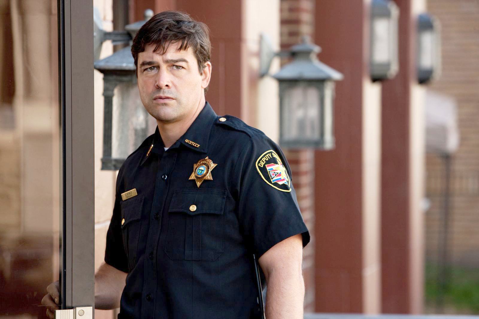 Kyle Chandler stars as Jackson Lamb in Paramount Pictures' Super 8 (2011). Photo credit by Francois Duhamel.