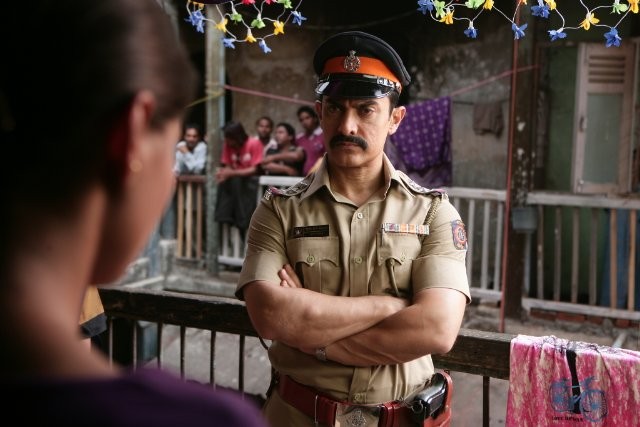 Aamir Khan stars as Surjan Singh Sekhawat in Reliance Big Pictures' Talaash (2012)