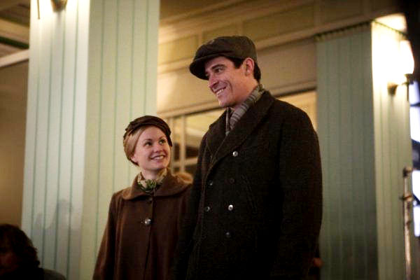 Anna Paquin stars as Irena Sendler and Goran Visnjic stars as Stefan in CBS' The Courageous Heart of Irena Sendler (2009)