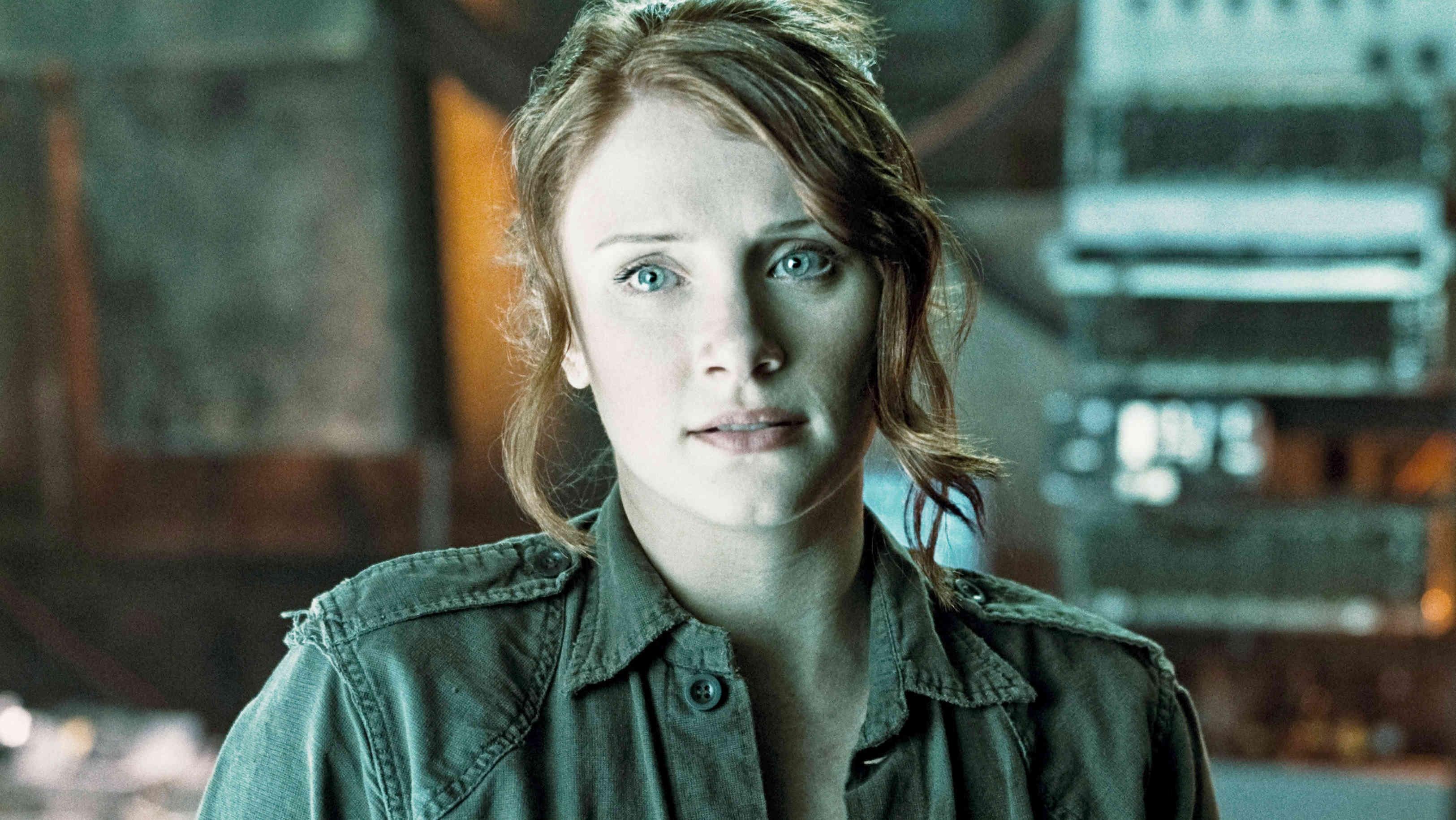 Bryce Dallas Howard stars as Kate Connor in Warner Bros. Pictures' Terminator Salvation (2009)