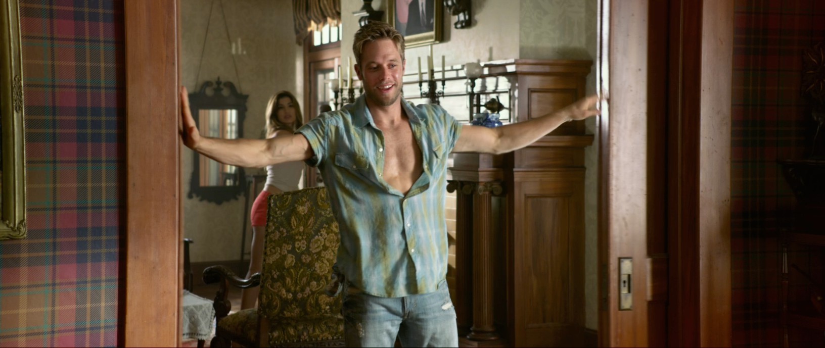 Shaun Sipos stars as Darryl in Lionsgate Films' Texas Chainsaw 3D (2013)