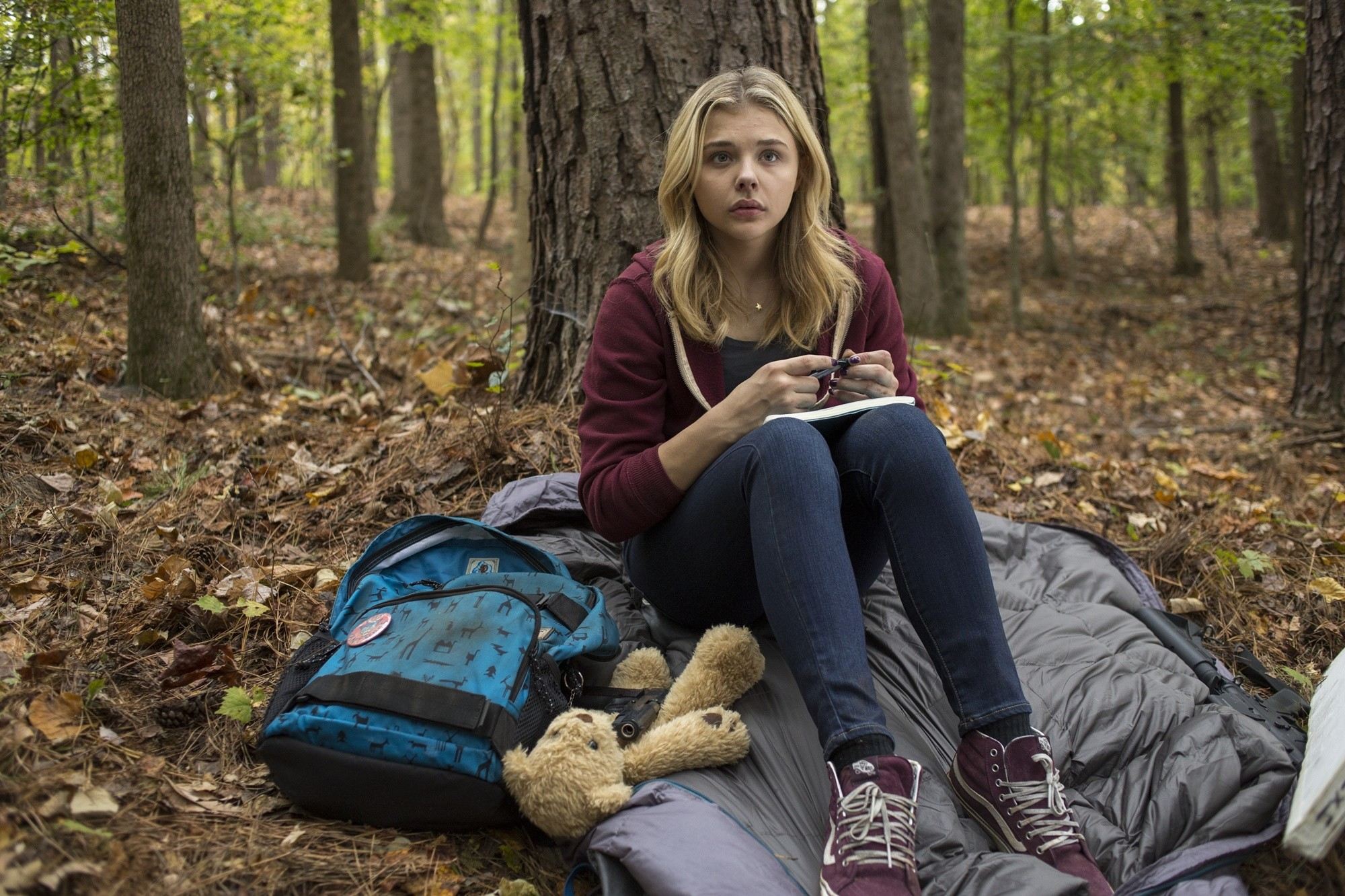 Chloe Moretz stars as Cassie Sullivan in Columbia Pictures' The 5th Wave (2016)