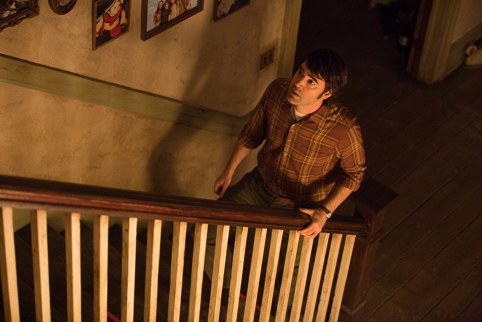 Ron Livingston stars as Roger Perron in Warner Bros. Pictures' The Conjuring (2013)