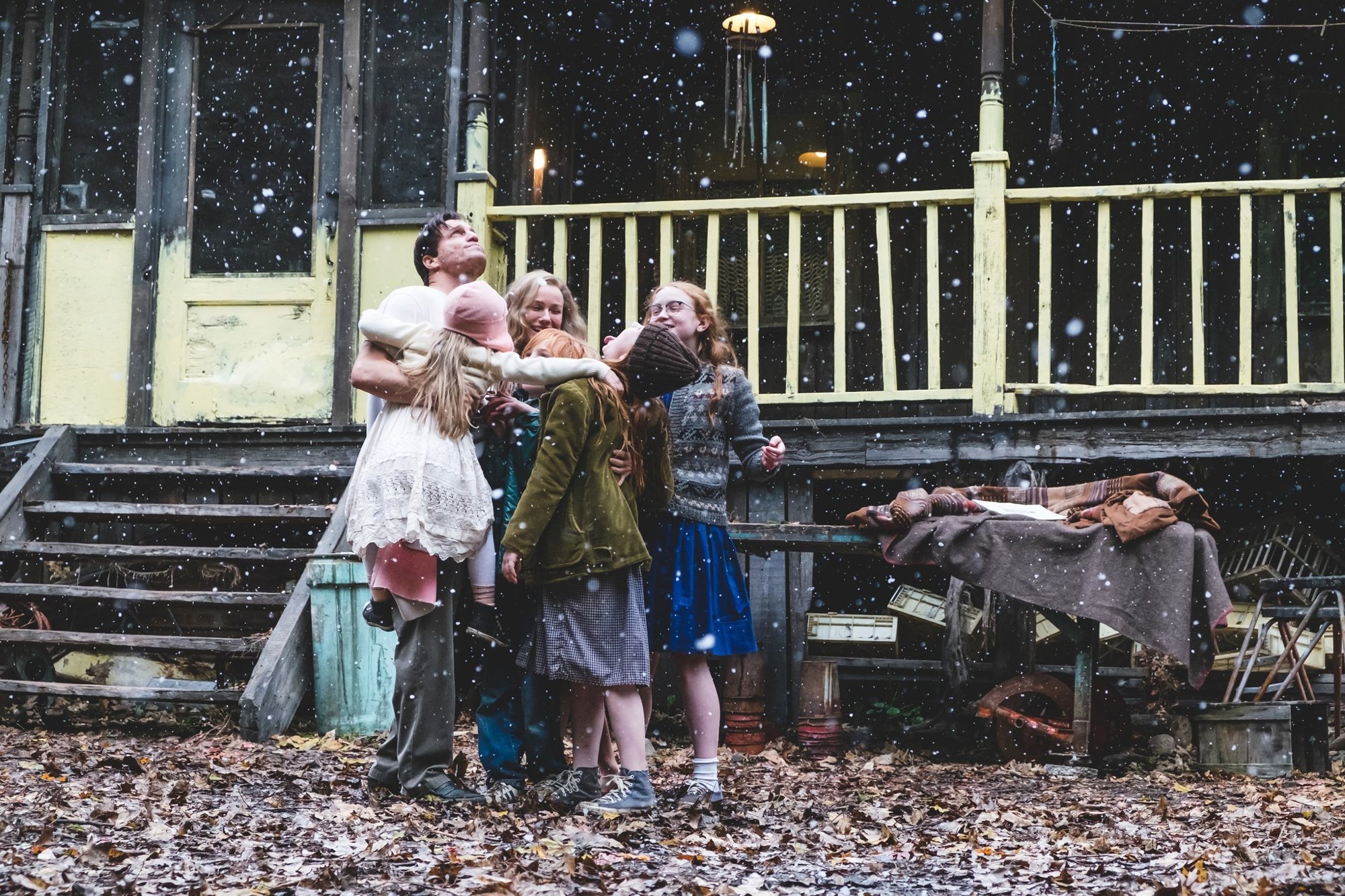 Woody Harrelson, Naomi Watts and Olivia Kate Rice in Lionsgate Films' The Glass Castle (2017)