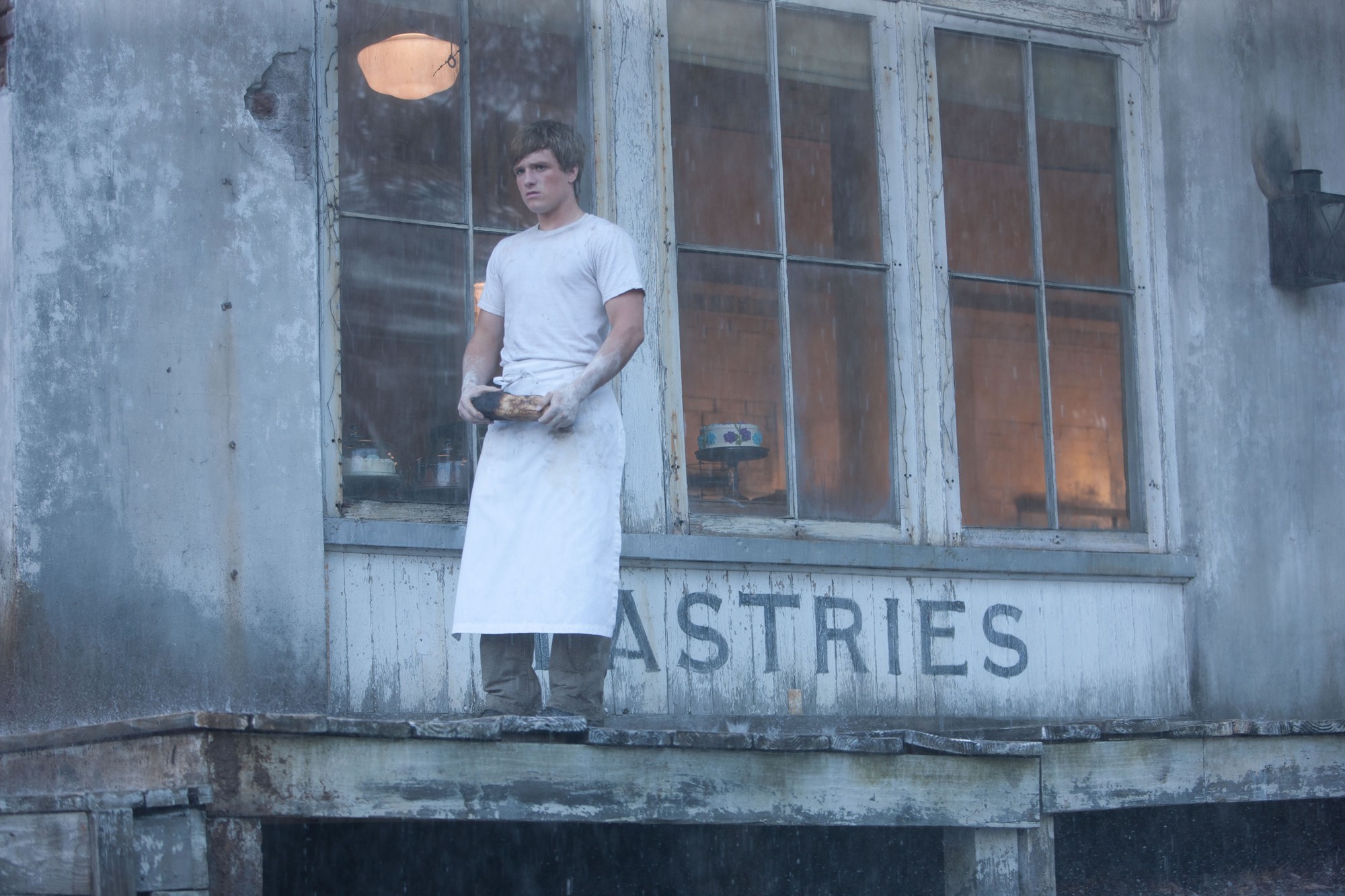 Josh Hutcherson stars as Peeta Mellark in Lionsgate Films' The Hunger Games (2012)