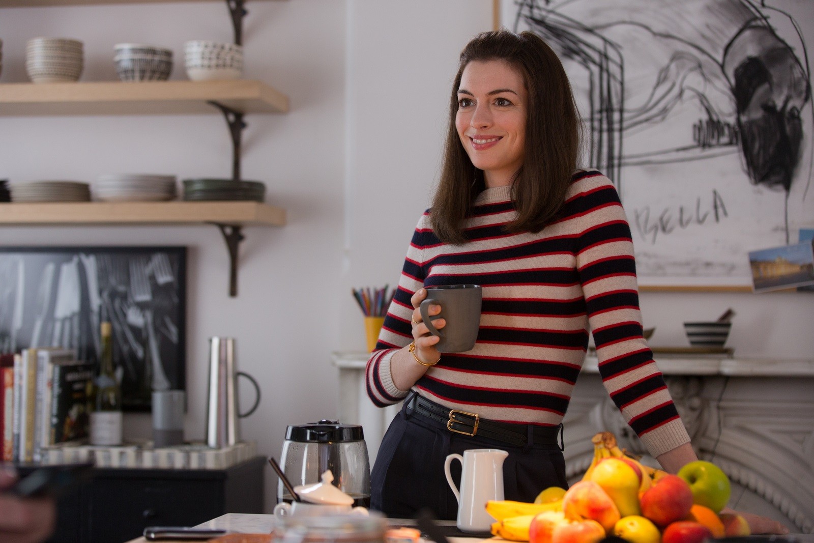 Anne Hathaway stars as Jules Ostin in Warner Bros. Pictures' The Intern (2015)