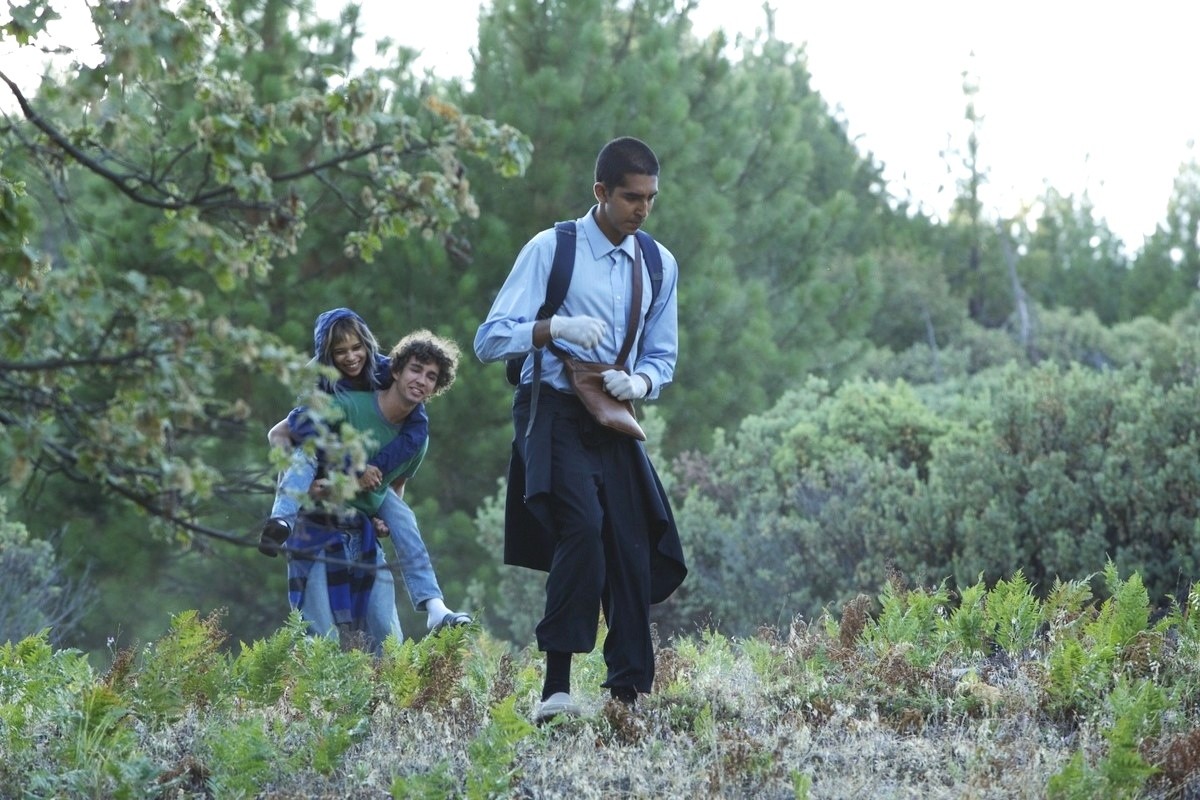 Zoe Kravitz, Robert Sheehan and Dev Patel in Well Go USA's The Road Within (2015)