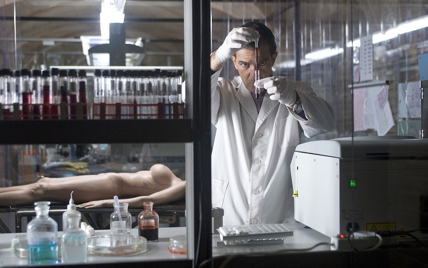 The Skin I Live In (2011) Pictures, Photo, Image and Movie Stills