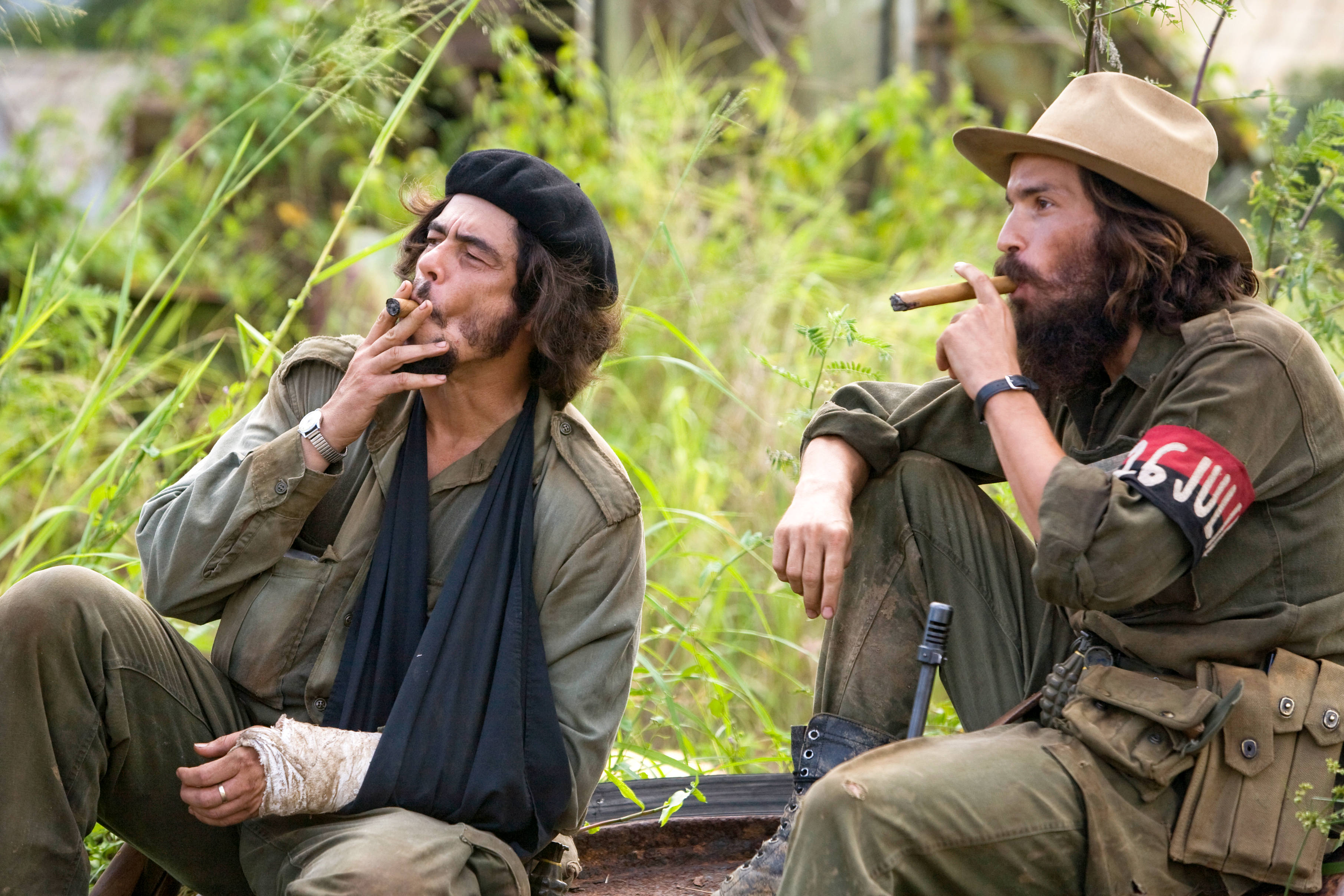 Rodrigo Santoro stars as Raul Castro and Benicio Del Toro stars as Che in IFC Films' The Argentine (2008)