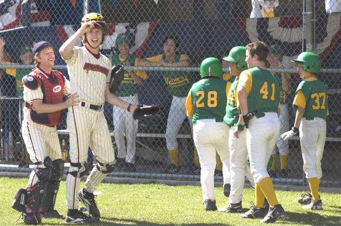 Jon Heder and David Spade in Columbia Pictures' The Benchwarmers (2006)