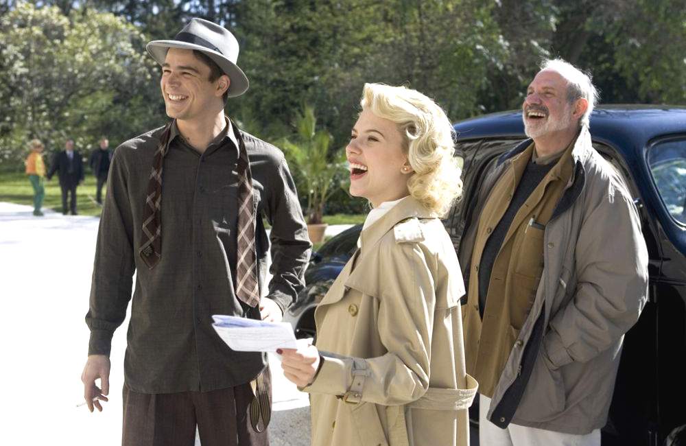 Josh Hartnett, Scarlett Johansson and Brian De Palma (director) in Universal Pictures' The Black Dahlia (2006)