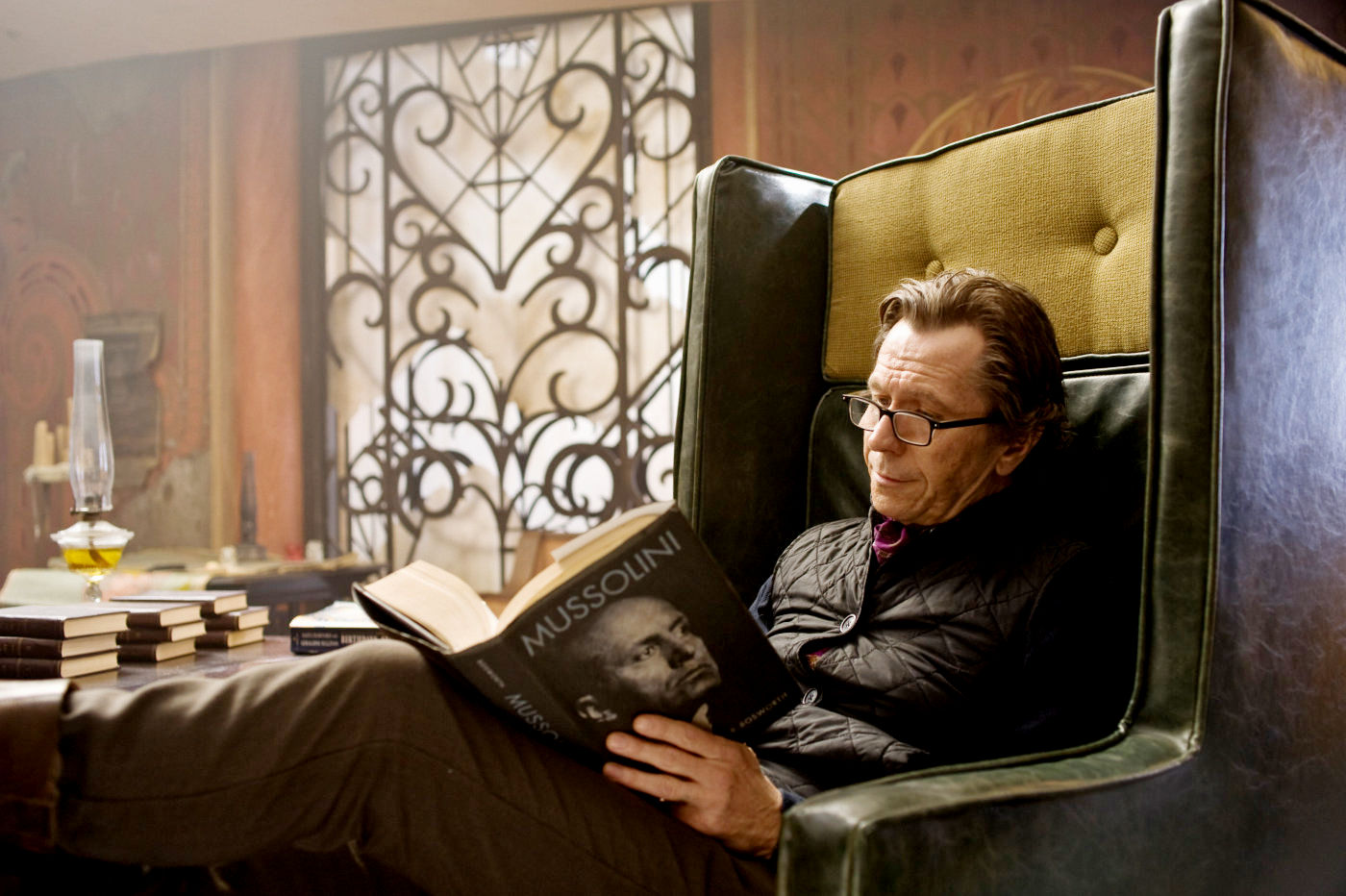 Gary Oldman stars as Carnegie in Warner Bros. Pictures' The Book of Eli (2010)