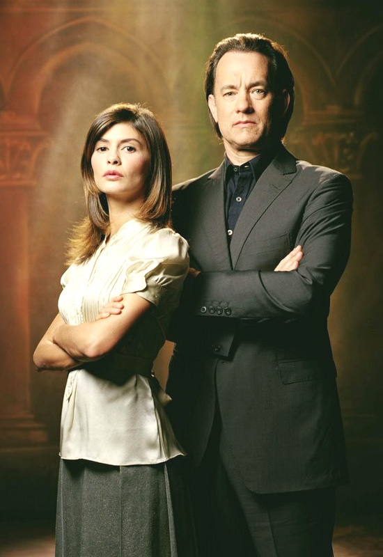 Audrey Tautou and Tom Hanks in Columbia Pictures' The Da Vinci Code (2006)