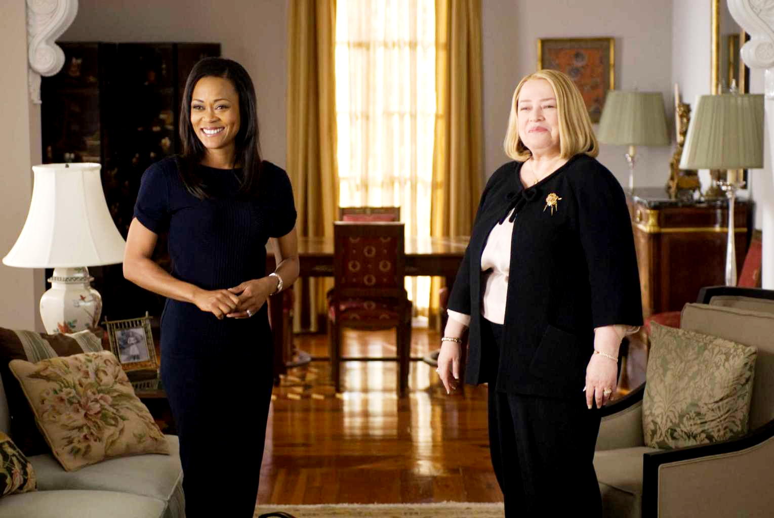 Robin Givens stars as Abby and Kathy Bates stars as Charlotte Cartwright in Lionsgate Films' The Family That Preys (2008). Photo credit by Alfeo Dixon.