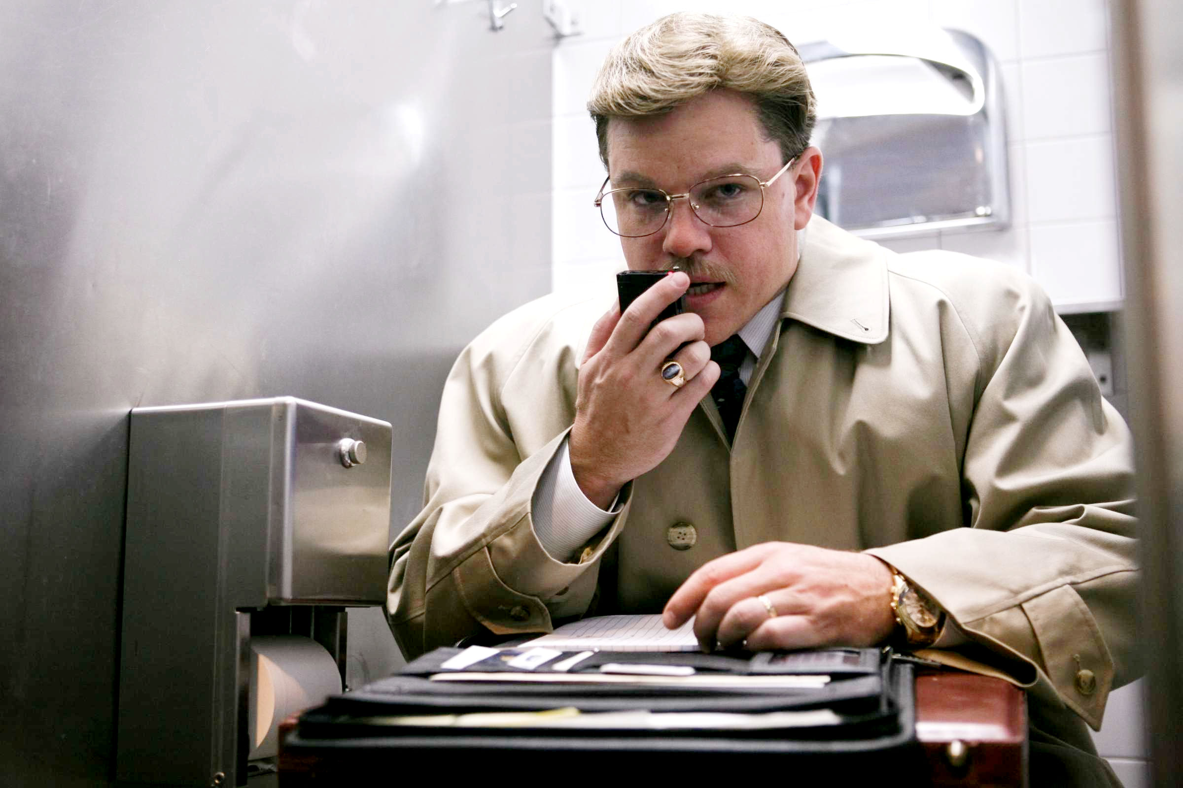 Matt Damon stars as Mark Whitacre in Warner Bros. Pictures' The Informant! (2009). Photo credit by Claudette Barius.