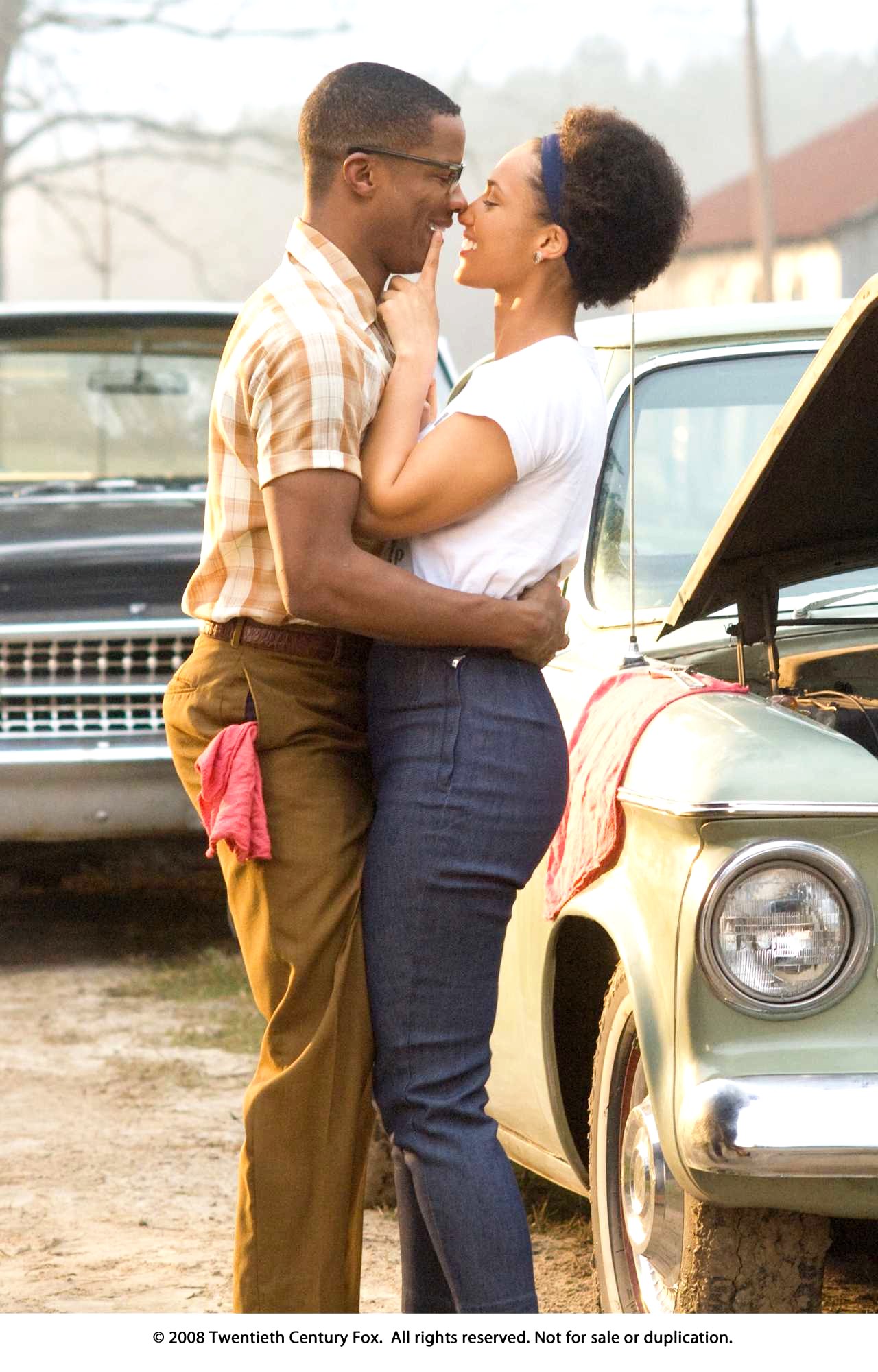 Nate Parker stars as Neil and Alicia Keys stars as June Boatwright in Fox Searchlight Pictures' The Secret Life of Bees (2008)