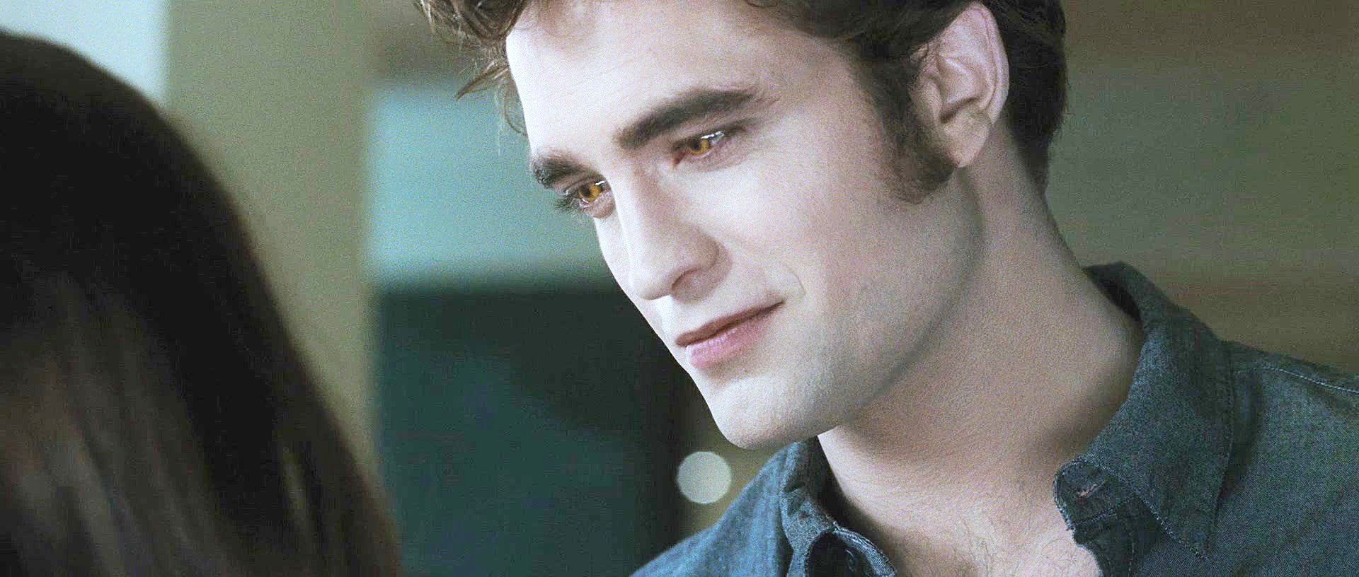 Robbert Pattinson as Edward Cullen in Summit Entertainment's The Twilight Saga's Eclipse (2010)